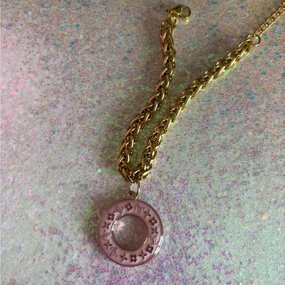 Gold and Pink Pendant Necklace